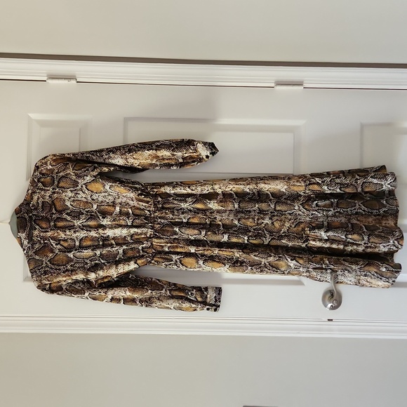 Zara Dress - Picture 5 of 6